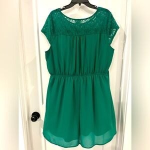 Emerald green chiffon midi dress with elastic waist and lace detail